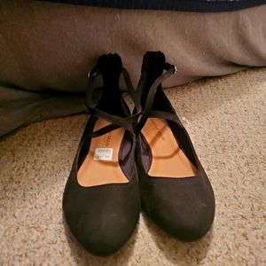 Cross Strap Suede Ballet Flats